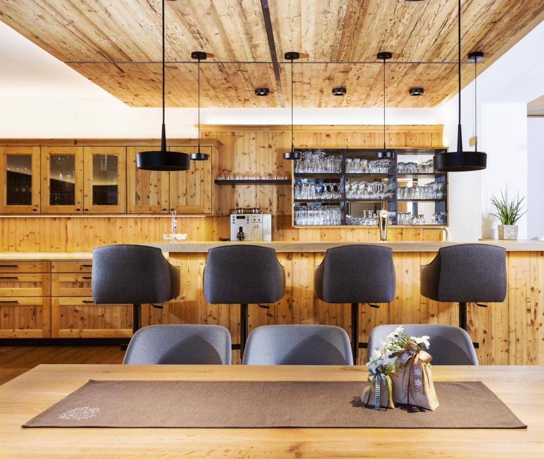 Hotel Garni Tirol Ladis Εξωτερικό φωτογραφία